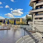 Hotel Bonaparte Moderno E Versatil